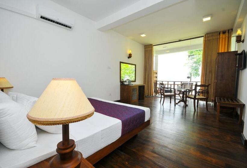 酒店 Yala Oga Reach