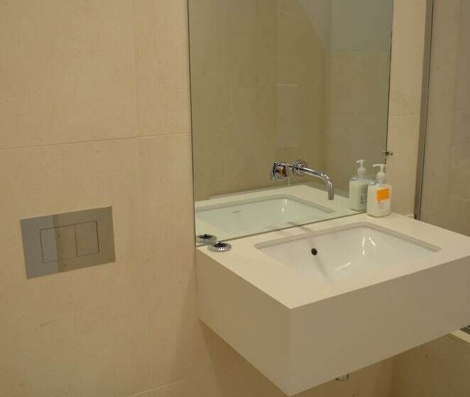 Rembrandtplein Bed & Breakfast