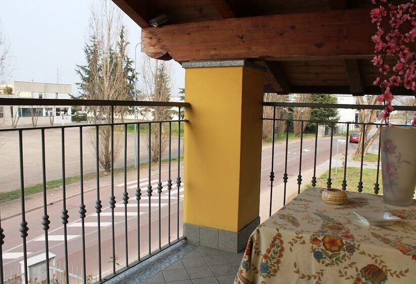 B&b Villa Milano By Rhospitality It