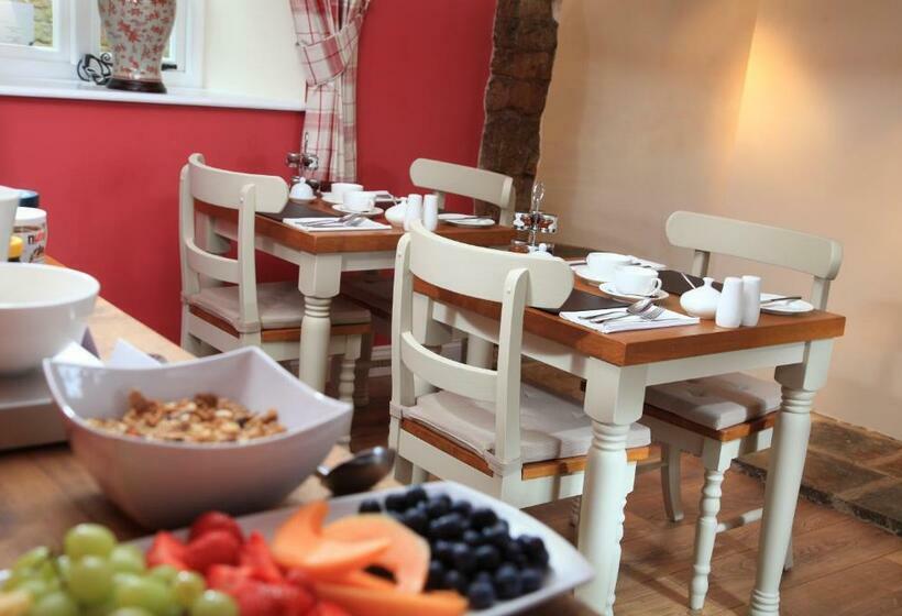 Virginia House Bed And Breakfast