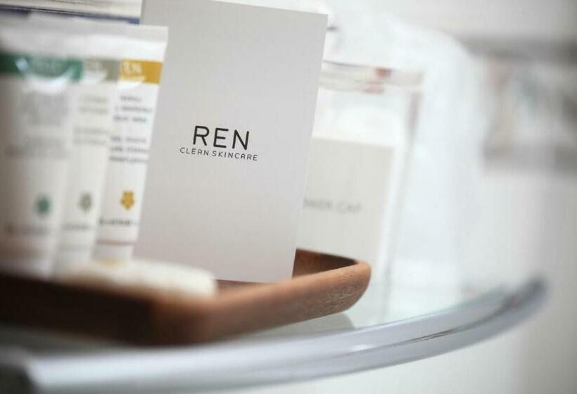 Virginia House Bed And Breakfast