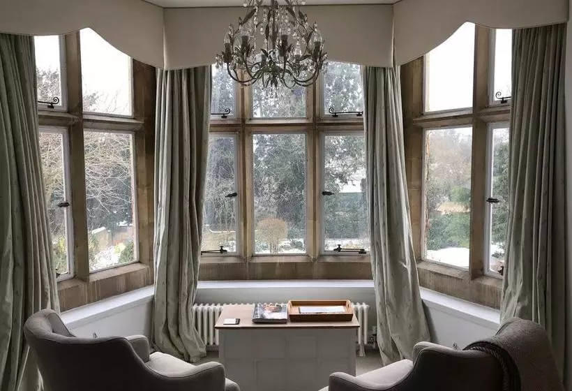 ベッドアンドブレックファースト B And B At Witney House