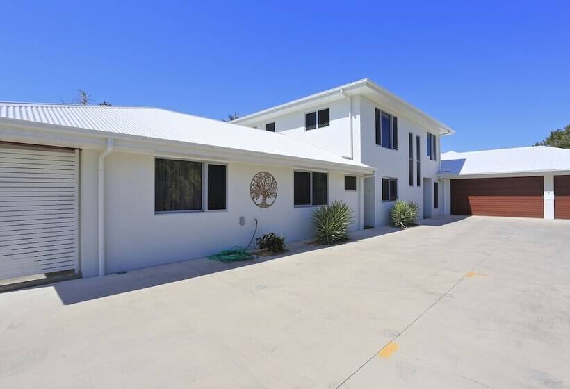 ベッドアンドブレックファースト 12th Tee Bnb