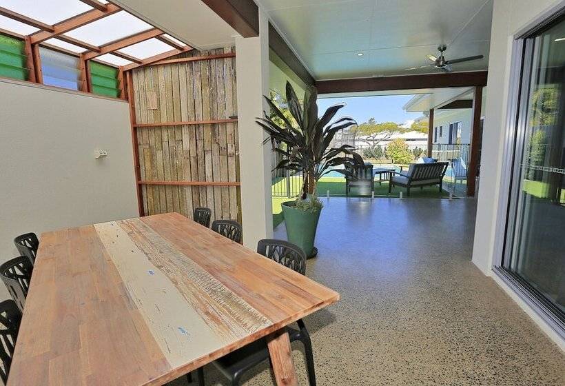 ベッドアンドブレックファースト 12th Tee Bnb