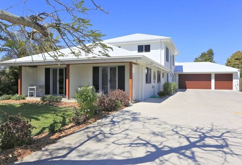 ベッドアンドブレックファースト 12th Tee Bnb