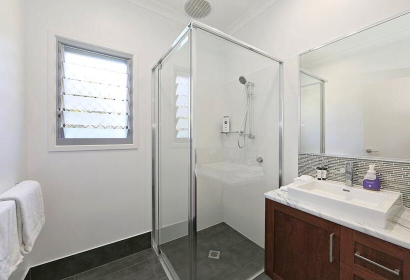 ベッドアンドブレックファースト 12th Tee Bnb