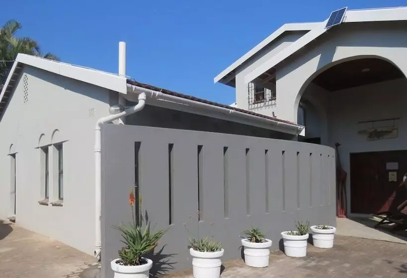 ベッドアンドブレックファースト Beachcomber Bay Guest House In South Africa