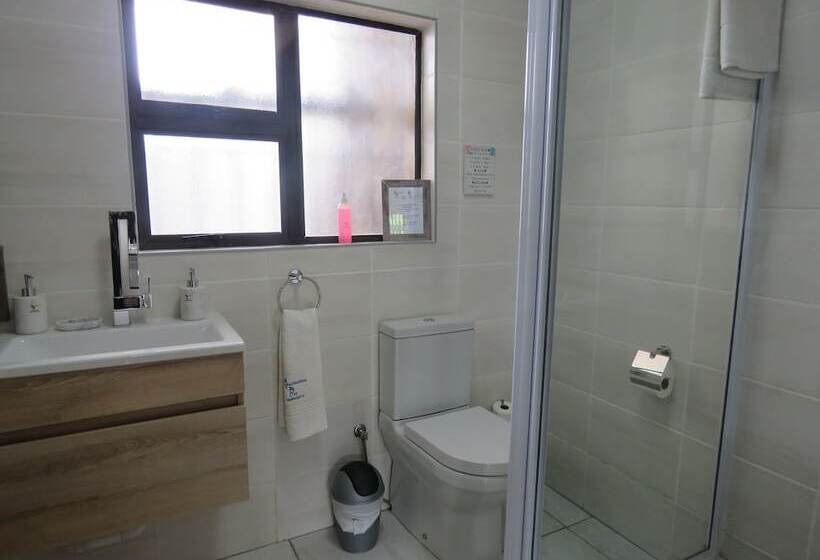 צימר Beachcomber Bay Guest House In South Africa