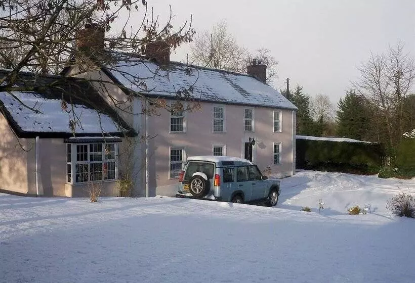 تختخواب و صبحانه Lisnafillan Lodge
