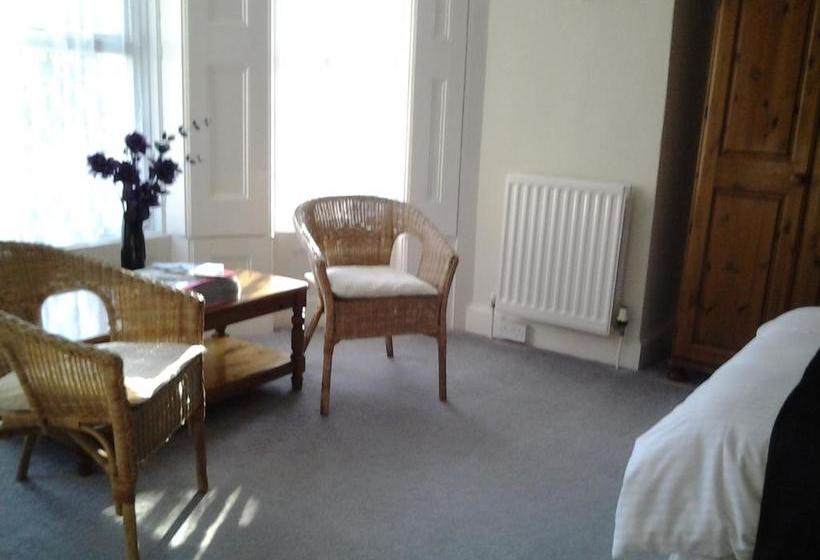 مبيت وإفطار Rolles Court