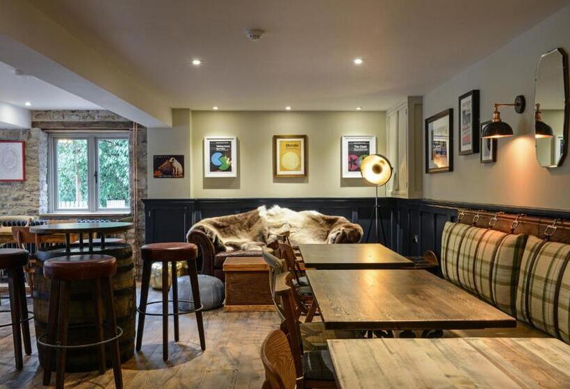 مسافرخانه The Litton