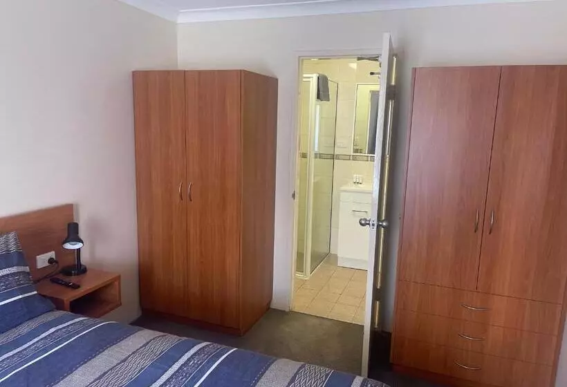 Hotel Albion