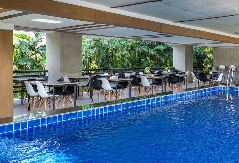 فندق B2 Sea View Pattaya Boutique & Budget