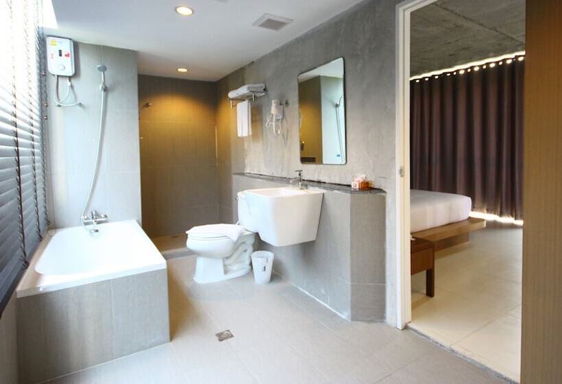 فندق B2 Sea View Pattaya Boutique & Budget