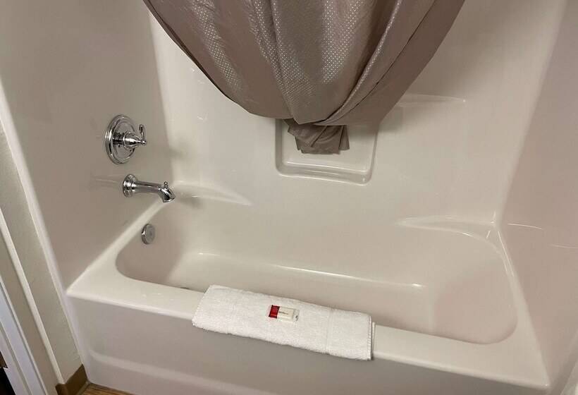 فندق Baymont By Wyndham Williston