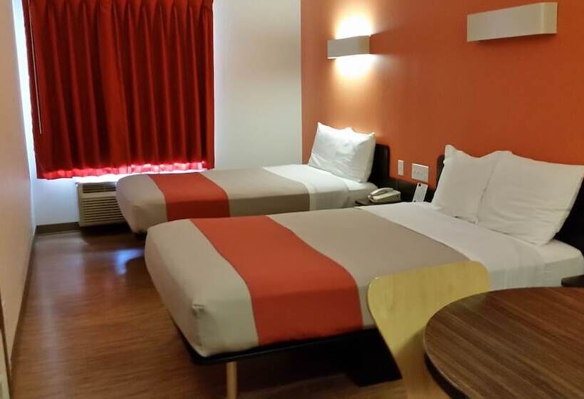 فندق Baymont By Wyndham Williston