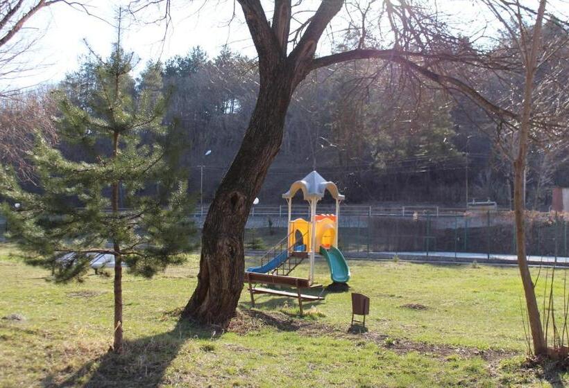 Diligence Hotel & Restaurant