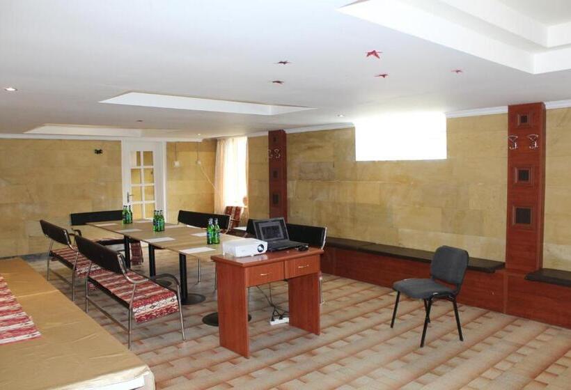 Diligence Hotel & Restaurant