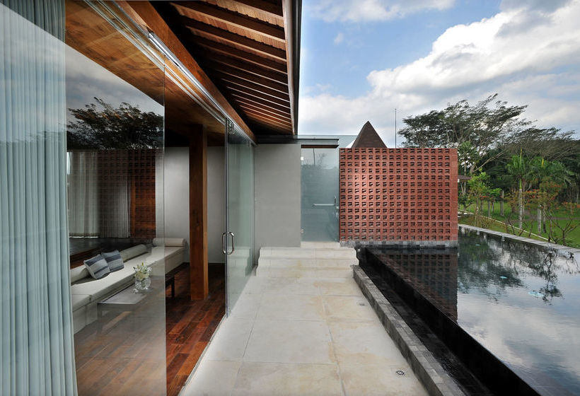 ホテル Djoglo Luxury Bungalow