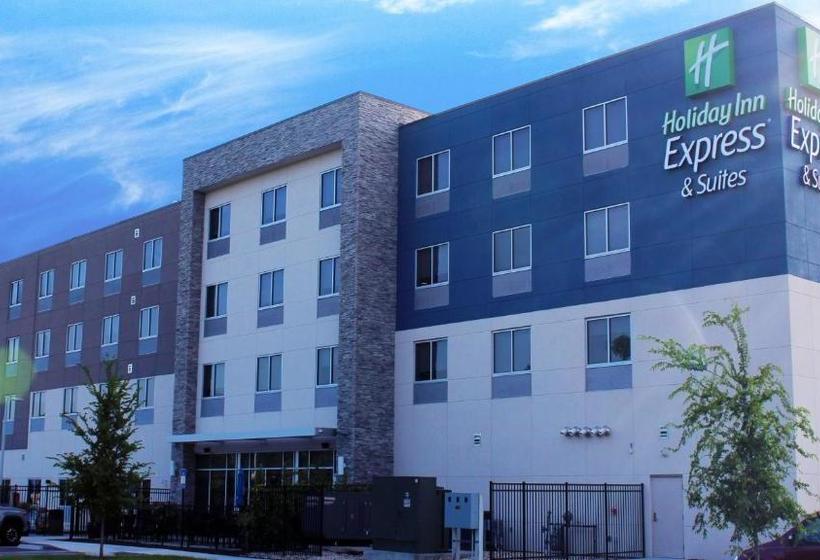 Отель Holiday Inn Express & Suites Jacksonville W I295 And I10, An Ihg