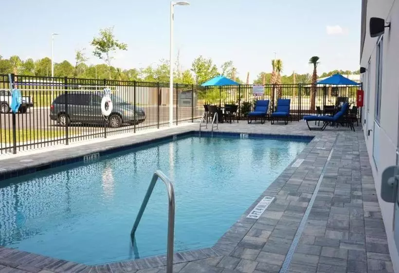 ホテル Holiday Inn Express & Suites   Jacksonville W   I295 And I10, An Ihg