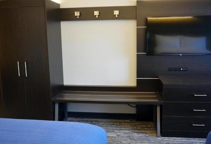 Отель Holiday Inn Express & Suites Jacksonville W I295 And I10, An Ihg
