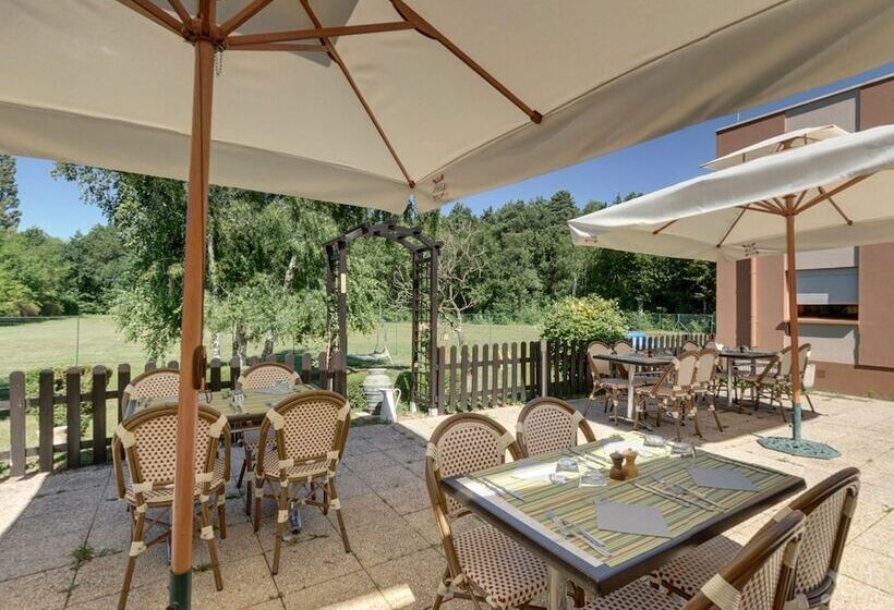 Отель Hôtel Le Forestia