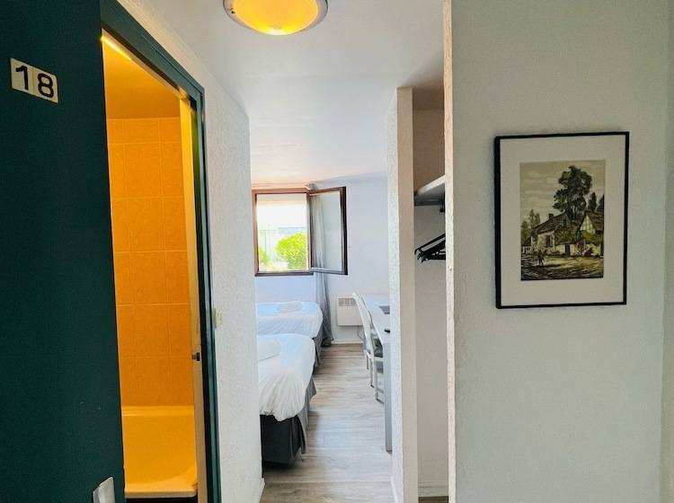 Отель Hôtel Le Forestia