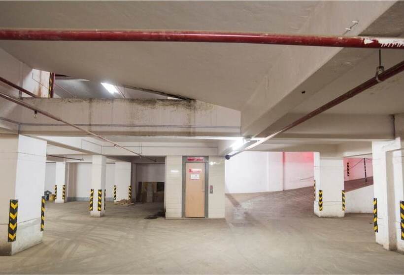 هتل Orange International