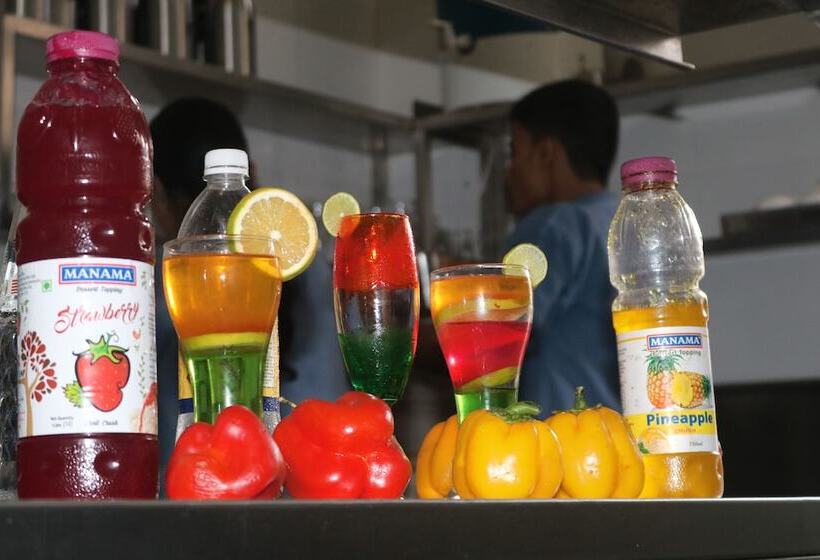 هتل Orange International