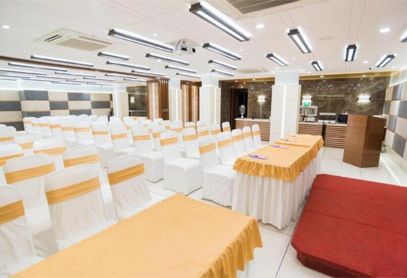 هتل Orange International