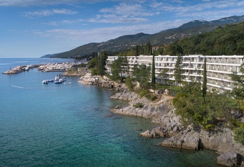 فندق Ičići   Liburnia