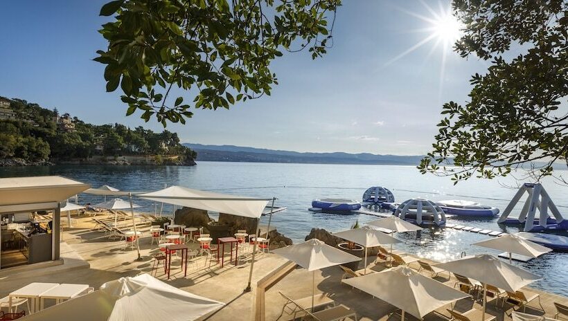 فندق Ičići   Liburnia