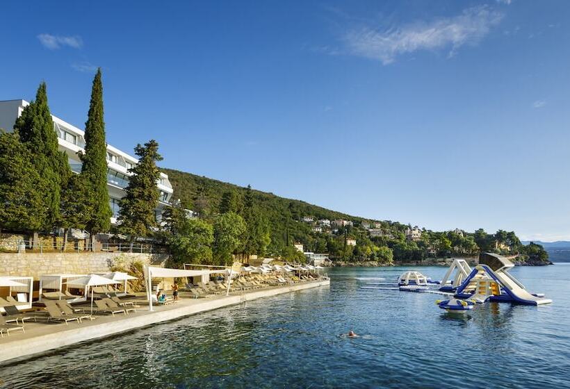 فندق Ičići   Liburnia