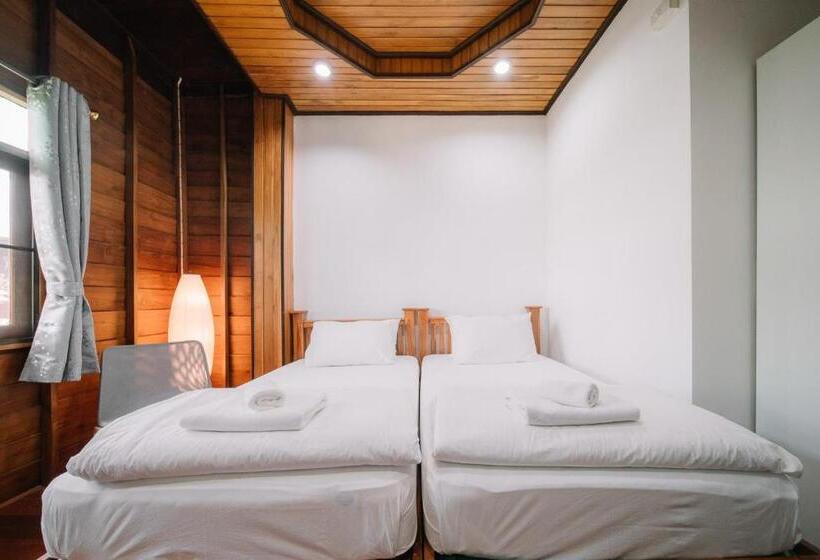 Отель Sukhothai Garden