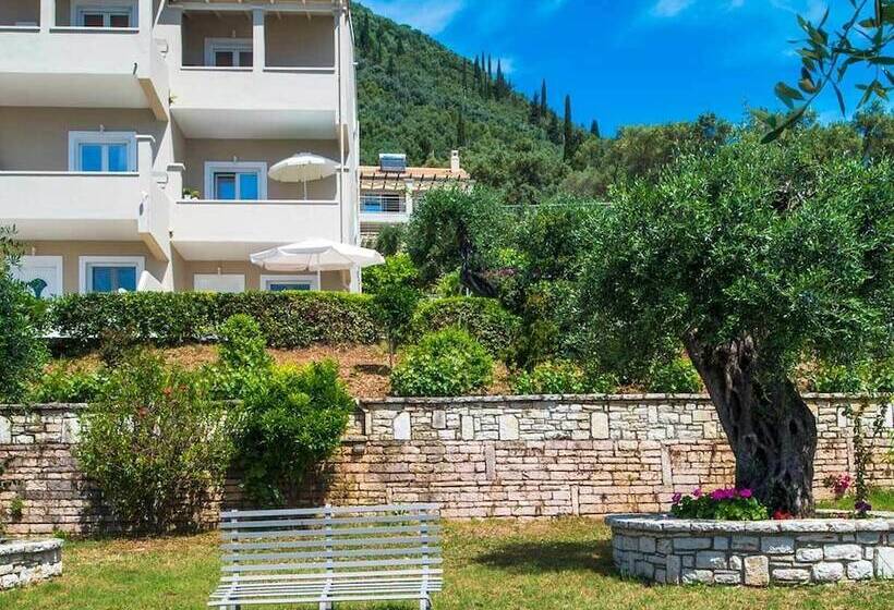 Krouzeri Beach Apartments