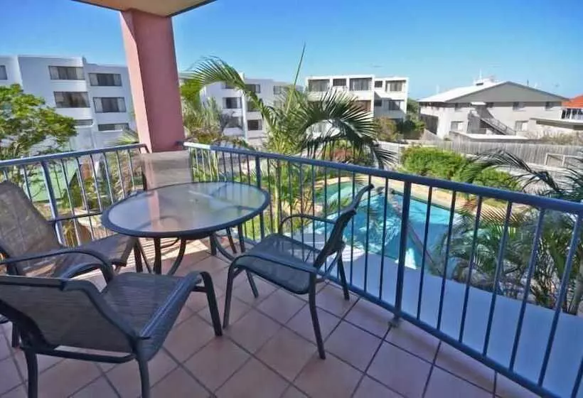 Lindomare Apartments