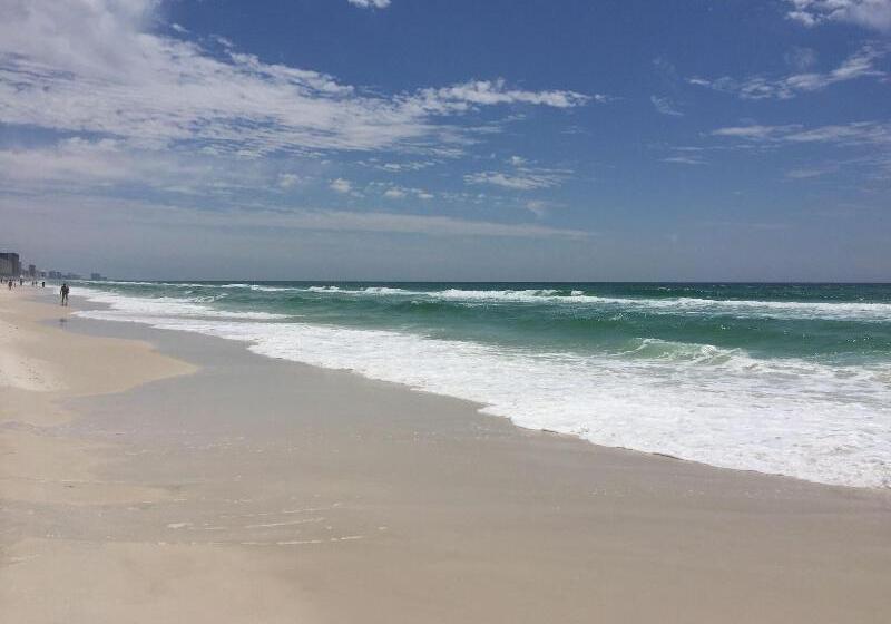 Holiday Terrace Beachfront Hotel, A By The Sea Resort