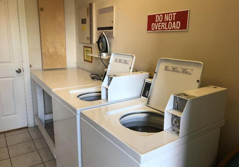 Holiday Terrace Beachfront Hotel, A By The Sea Resort