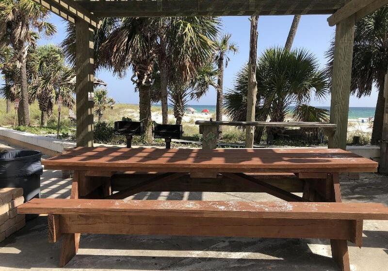 Holiday Terrace Beachfront Hotel, A By The Sea Resort