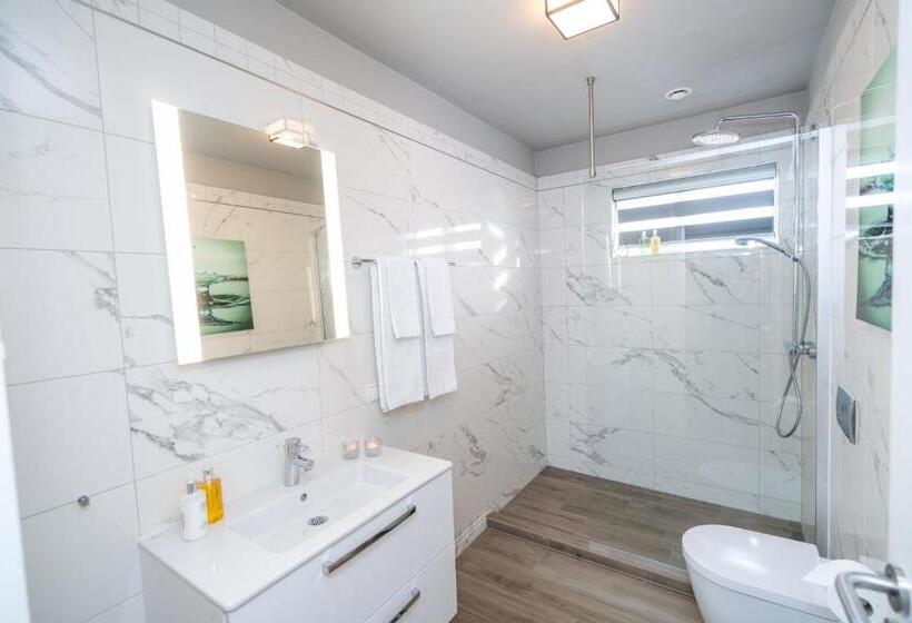 پانسیون Guesthouse Keflavik By Reykjavik Keflavik Airport