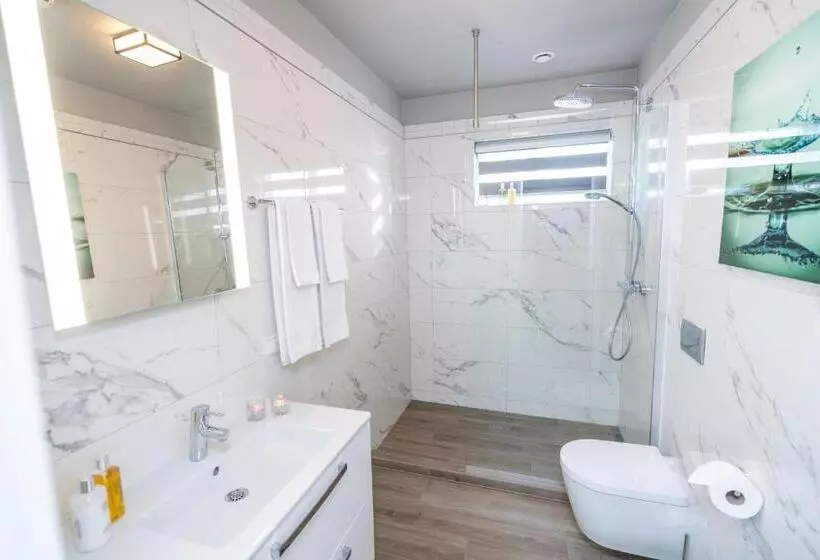 پانسیون Guesthouse Keflavik By Reykjavik Keflavik Airport