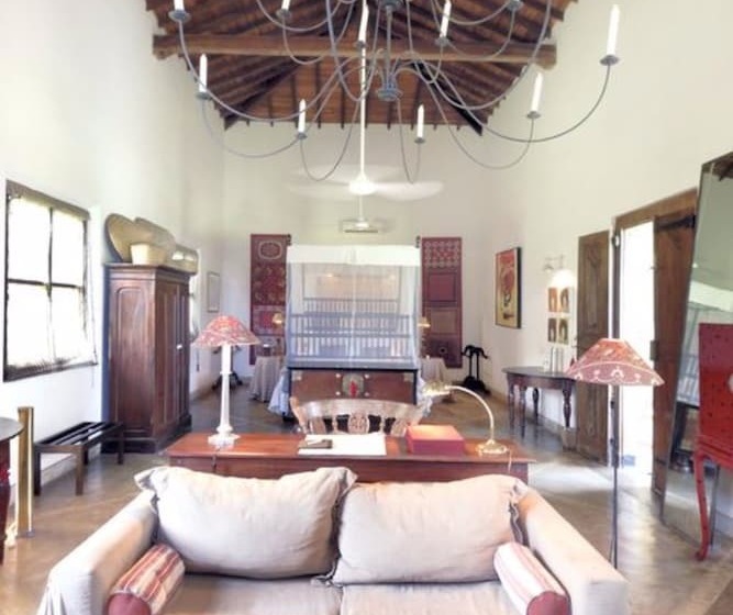 渡假胜地  The Dutch House