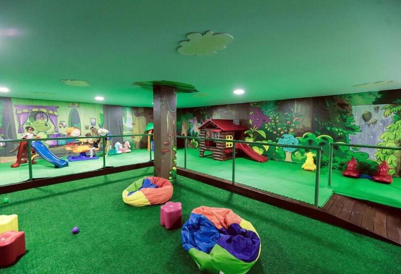 Rio Quente Cristal Resorts