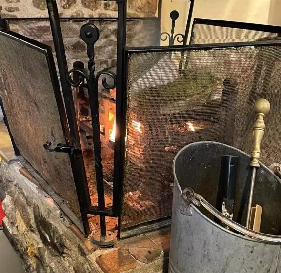 The Old Pound Inn