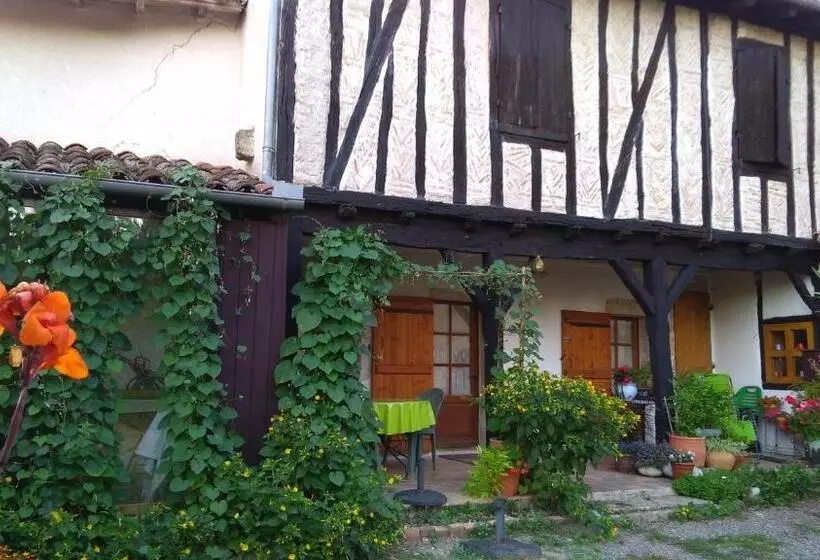 Aamiaismajoitus (B&B) Barbonvielle Astaffort
