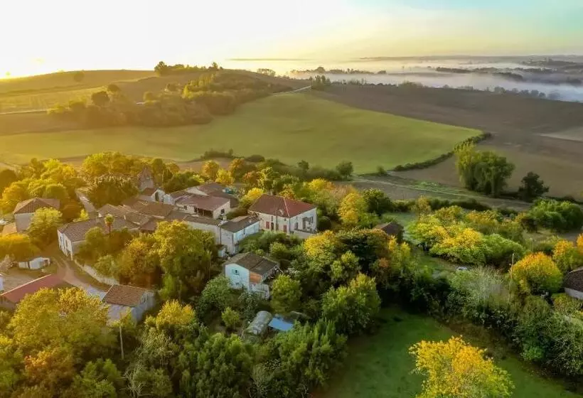 Aamiaismajoitus (B&B) Barbonvielle Astaffort