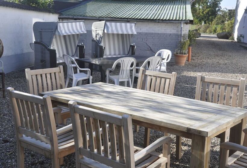 ベッドアンドブレックファースト & Ferienunterkünfte Hus Seeblick