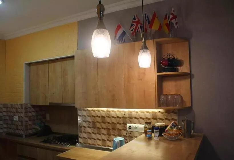 تختخواب و صبحانه Guesthouse Levani