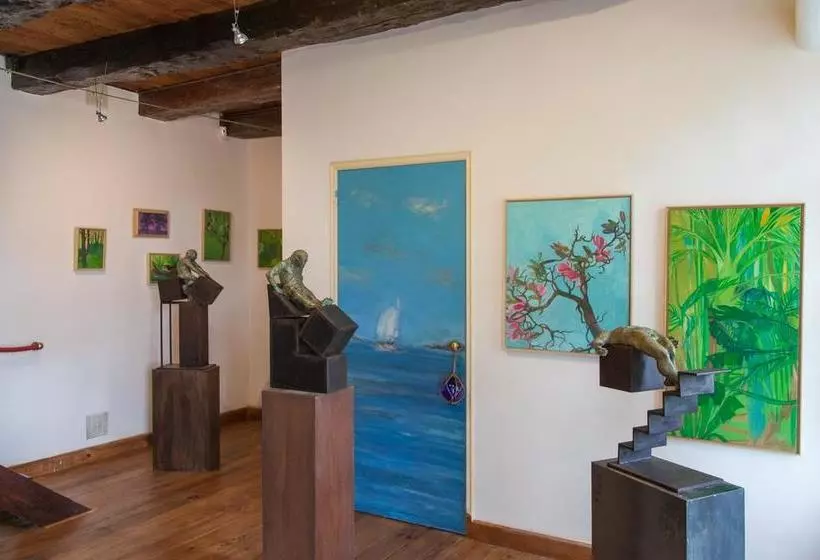 ベッドアンドブレックファースト La Tocade Del Arte Dinan